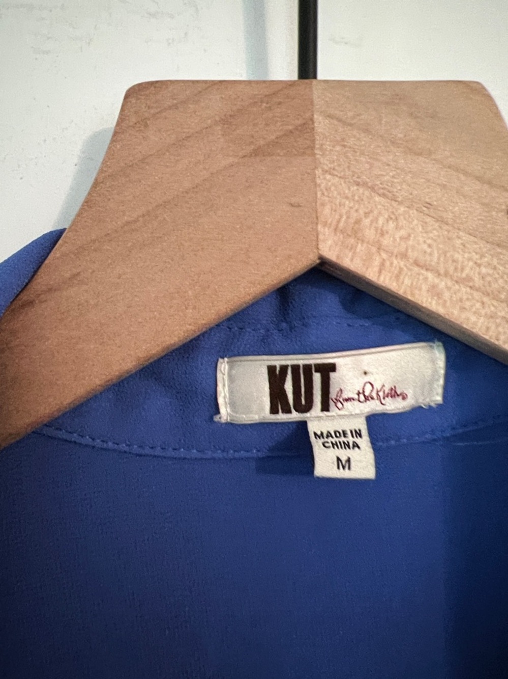 Kut from the Kloth Blouse - Picture 3 of 4